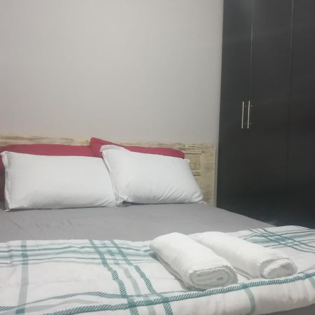 Elegante Apartamento No Centro De Куритиба Екстериор снимка