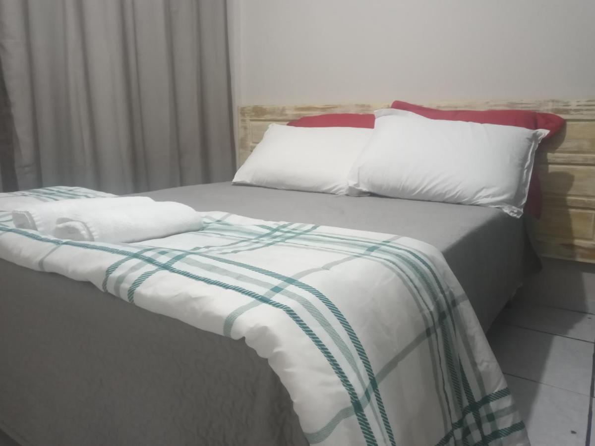 Elegante Apartamento No Centro De Куритиба Екстериор снимка